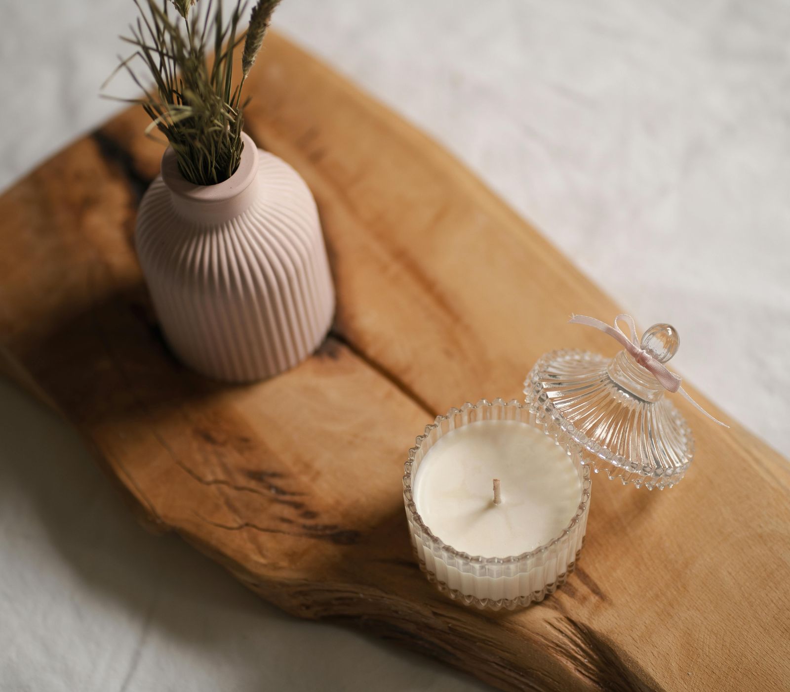 Marketplace - Vintage Decor, Art and Lighting